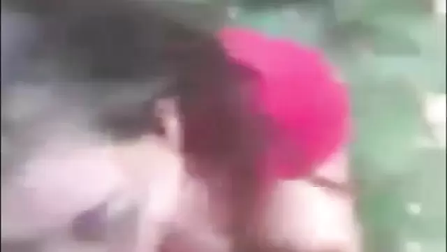 A pretty girl gave a blowjob to a Turkish man outdoors